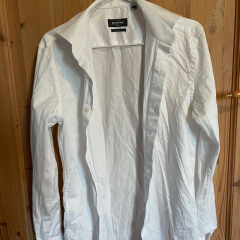 Hvit penskjorte størrelse S