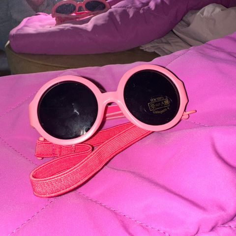 Solbriller - rosa - CE godkjent - ubrukt
