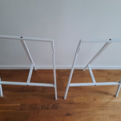 Bordbein/ Bordstativ fra IKEA 2 stk. for kr. 450