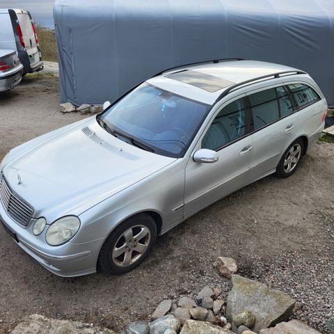 2005 Mercedes E220 Cdi 150 hk selges i deler.