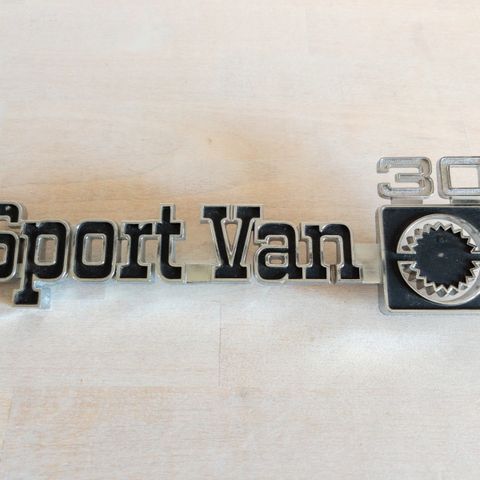 Chevy Sport Van emblem