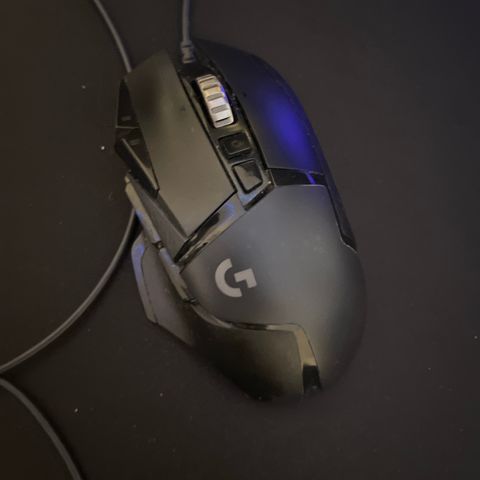 Logitech g502 hero gaming mus.