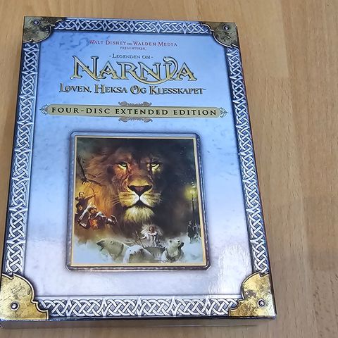 Legenden om Narnia: Løven, heksa og klesskapet på DVD selges