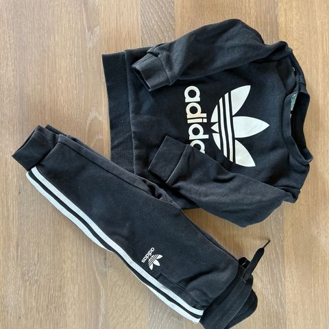 Adidas joggedress