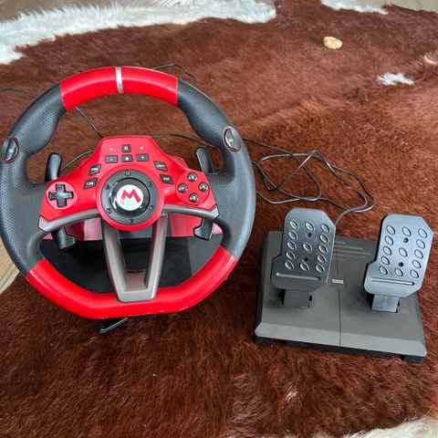 Mario Kart Racing Wheel Pro Deluxe (Nintendo Switch)