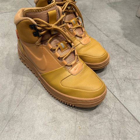 Nike Path winter wheat str 42,5