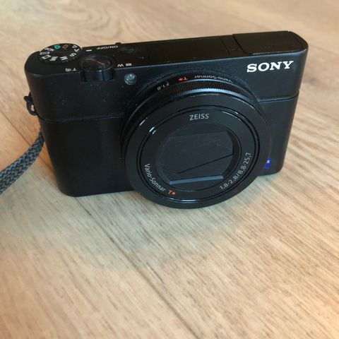 sony kompakt kamera   Sony CyberShot DSC-RX100M3