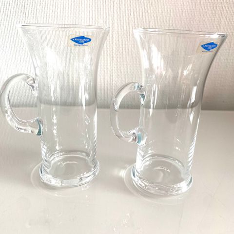 2 snapps glass