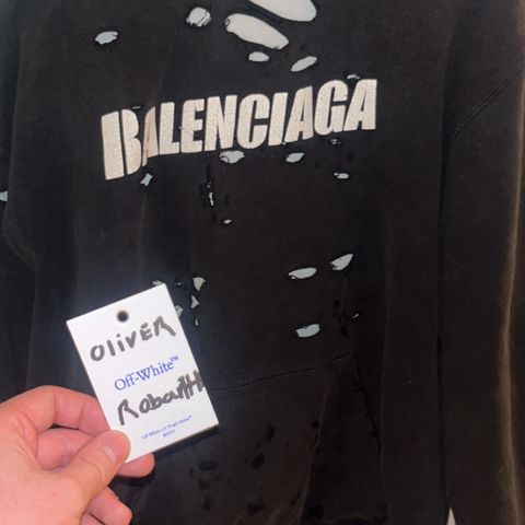 Balenciaga destroyed hoodie (OVERSIZED)