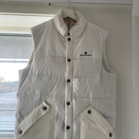 Amundsen vest