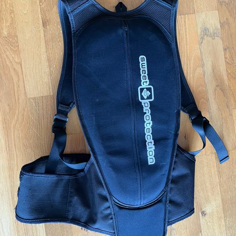 Ryggbeskyttelse (Back Protector Vest)