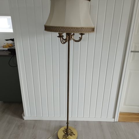 Gammel retro lampe fra Jelecta