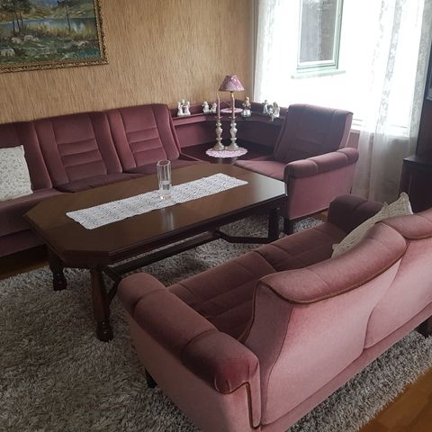 Sofagruppe og bord