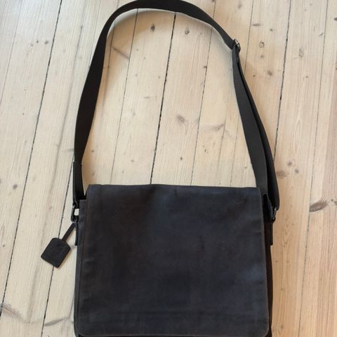 Leonard Heyden bag / PC-veske i kalveskinn