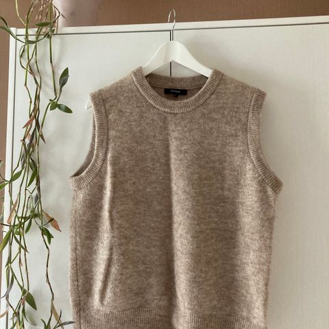 Beige vest i ullmiks fra Donna (L)