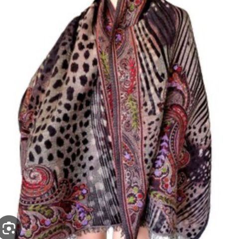 Mala Alisha skjerf/sjal i ull og silke, flerfarget, brodert og dyremønster