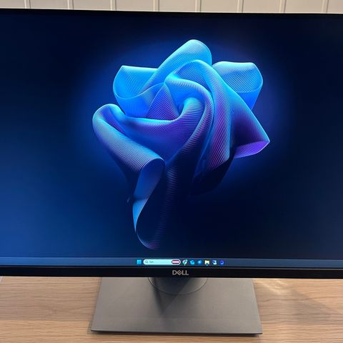 Dell P2720D (27")