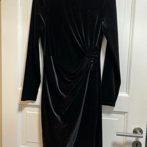 Velour-kjole Vero Moda str S