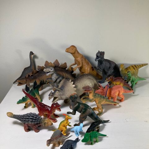 21 stk Dinosaur figurer