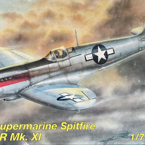1/72 Spitfire PR Mk. XI med norske merker (MPM og RHS)
