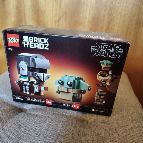 Lego Brickheadz 75317 the Mandalorian and The Child