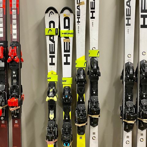 Head: SLx2 (144), GS (173) og SG (185) ski til salgs