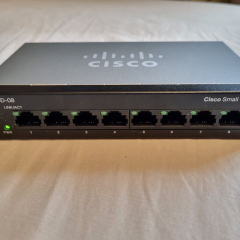 Cisco SF-100D-08 v2 8 Port Switch