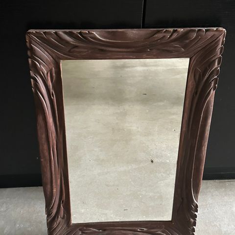 Nydelig gammelt speil