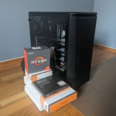 Gaming rig med Ryzen 7 1800x, Vega 64 og 144Hz skjerm, mus, EK vannblokk, m.m!