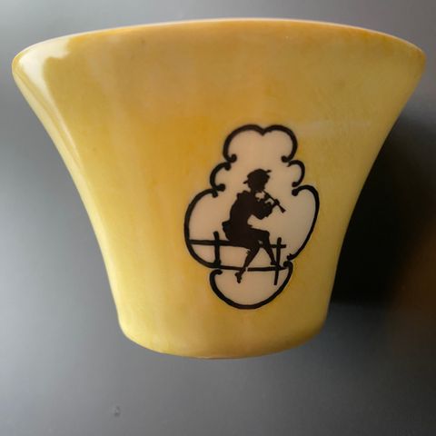 Gammel kopp fra Porsgrunn porselen