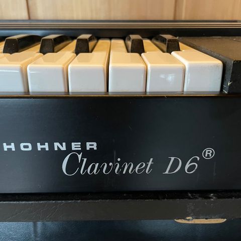 Utmerket Hohner Clavinet D6.