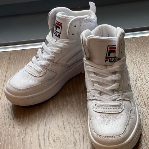 Fila 37