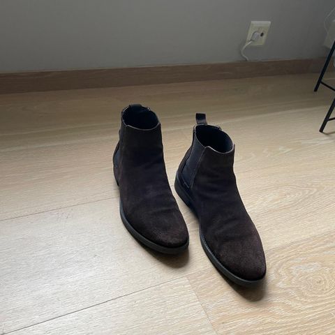 Zara Chelsea boot 42