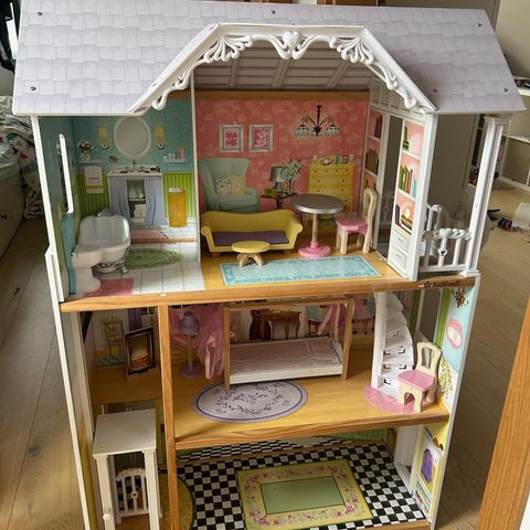 Dukkehus i tre for barn