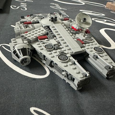 Lego Star Wars 7778 Midi-scale Millennium Falcon