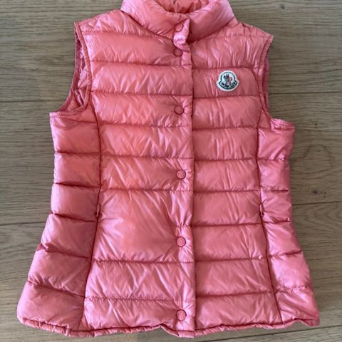 Moncler vest str 140