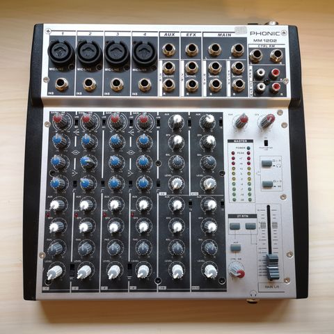 Phonic MM 1202 - analog mikser til salgs.