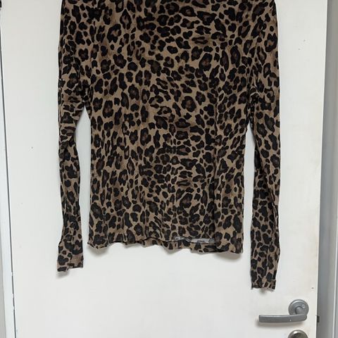 Leopard topp / tynn genser fra H&M