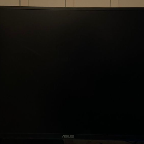 Billig 24'' 1080p 240Hz Asus skjerm selges / Les annonsen