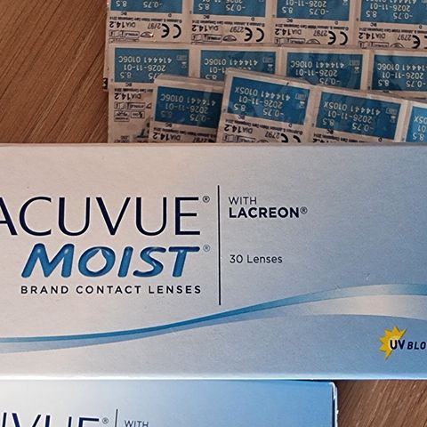 Acuvue moist 1 dags linser