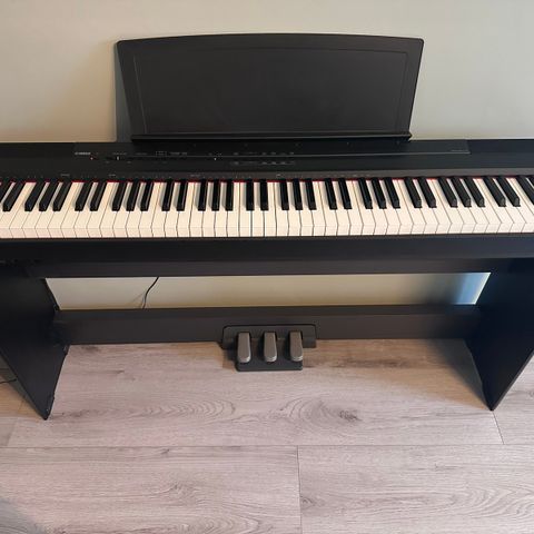 Yamaha P-105 digitalt piano
