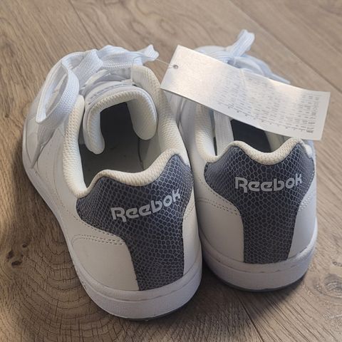 Sko Reebok