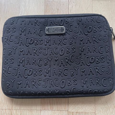 Marc Jacobs ipad cover