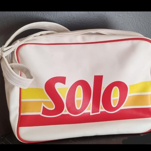 Vintage SOLO veske bag selges