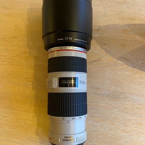 Canon EF 70-200 1:4 L IS USM  med UV filter, objektivet fremstår som nytt.