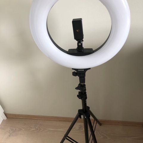 Svive Sirius Ring light Med stativ