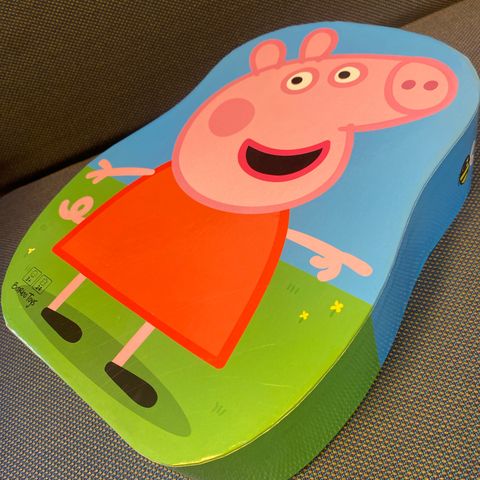 Peppa Gris-puslespill i fin oppbevaringseske