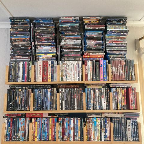 Selges samlet: 200+ DVD-er og en del blu-ray