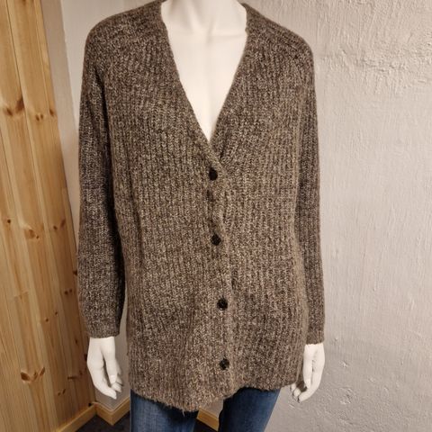 Nydelig Filippa K strikket jakke M