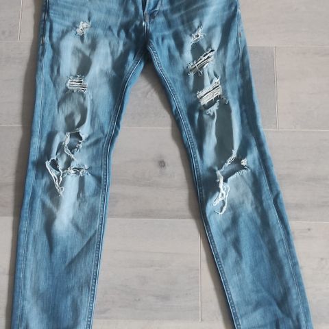 Jack&Jones ripped jeans str 31/30